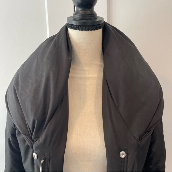 Michael Kors Coat w/versatile hood, zipper and snaps - Picture 3 of 16